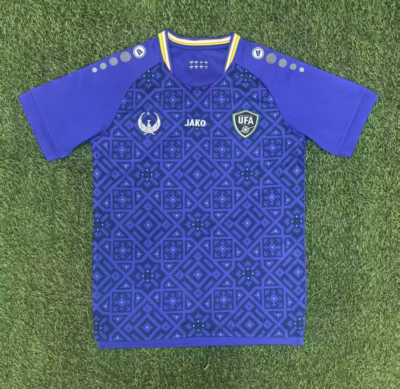 2025 Uzbekistan Home Football Shirt 1:1 Thai Quality