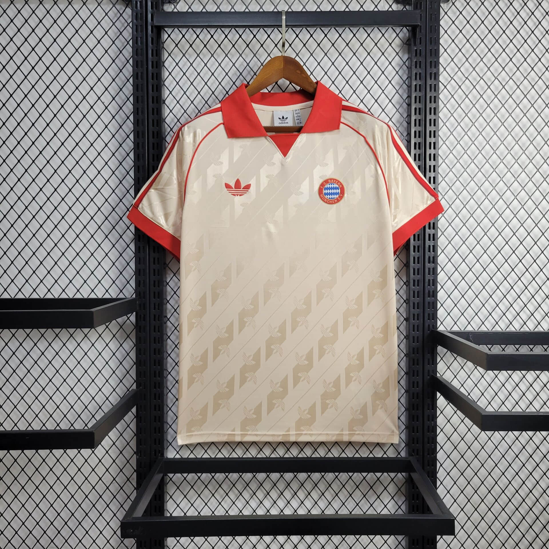 Retro Bayern Munchen Football Shirt 1:1 Thai Quality